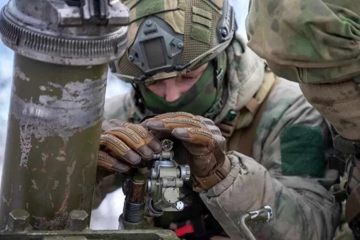 Военные отражают попытку вражеского прорыва на территорию РФ