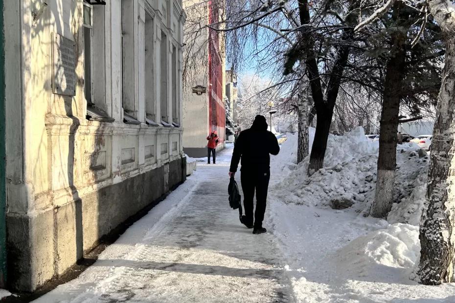 Тревога нарастает: сегодня людей начнет кошмарить головная боль