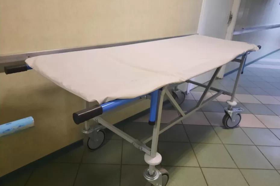 Врачи посоветовали полоскать рот женщине с вывихом плеча Врачи посоветовали полоскать рот женщине с вывихом плеча