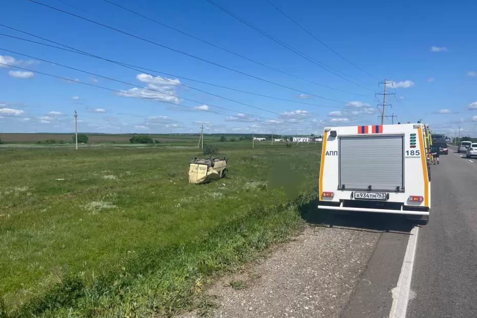Сегодня утром под Сызранью за рулем фургона погиб молодой человек: фото Сегодня утром под Сызранью за рулем фургона погиб молодой человек: фото