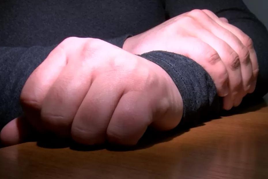 В Самарской области мужчина с ножом напал на мать с ребенком - последние новости В Самарской области мужчина с ножом напал на мать с ребенком - последние новости