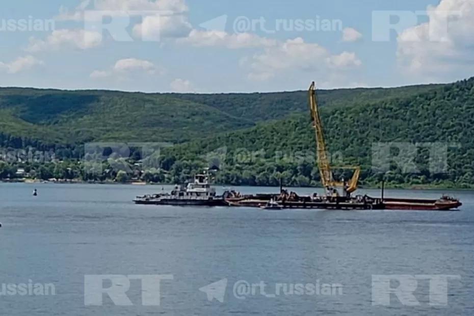 «Было очень страшно. Сейчас будут искать тела»: на дне Волги ищут затонувший плавучий дом «Было очень страшно. Сейчас будут искать тела»: на дне Волги ищут затонувший плавучий дом