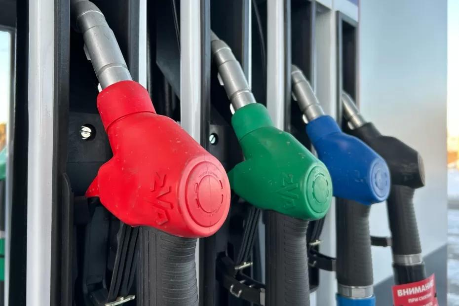 Цены на бензин на АЗС резко выросли в начале сентября