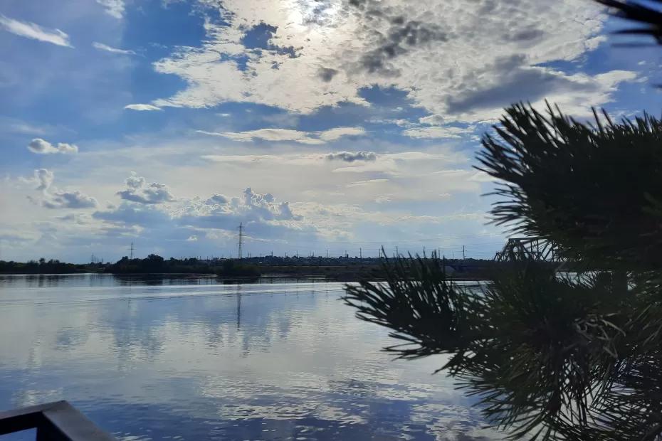 Народные приметы на 5 сентября: куда бросить деньги, чтобы их стало больше и какие разговоры могут сломать жизнь