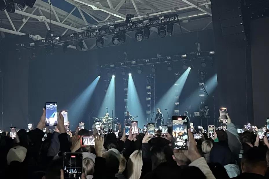 Полтора года не петь: артистов потребовали проверять алкотестером перед выходом на сцену