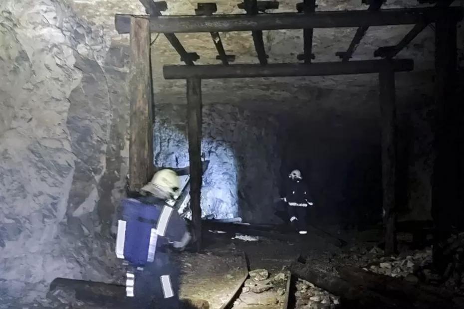 Кислорода людям хватало на 40 минут: гигантский подземный лабиринт в Самарской области тушили 12 часов