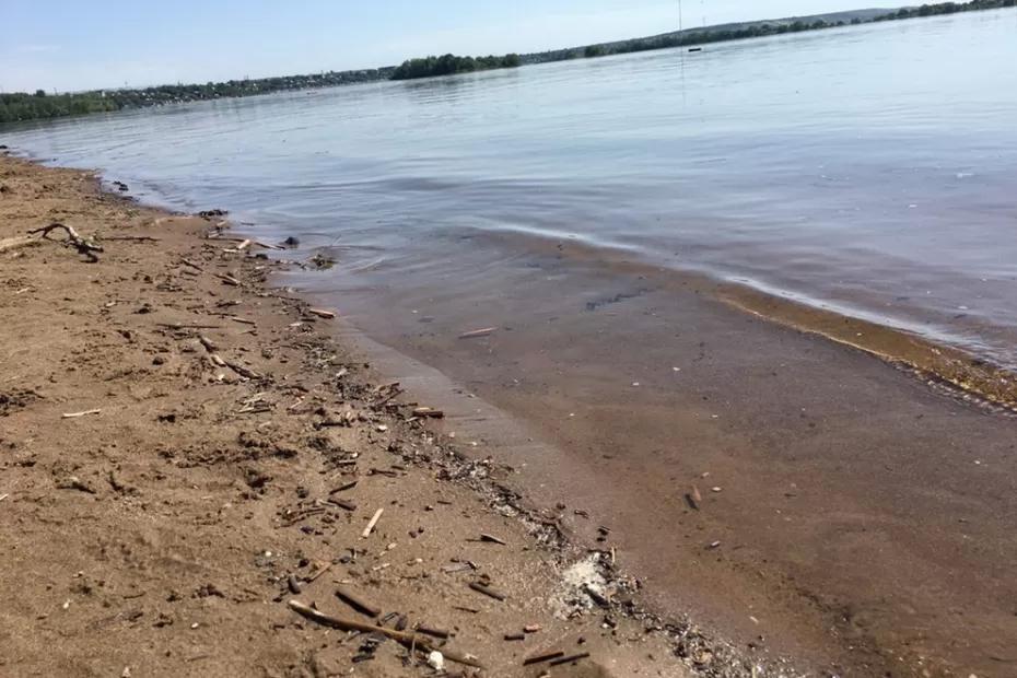В Сызрани горожане вновь потянулись на Волгу. Жара раскочегарится до плюс 29 градусов