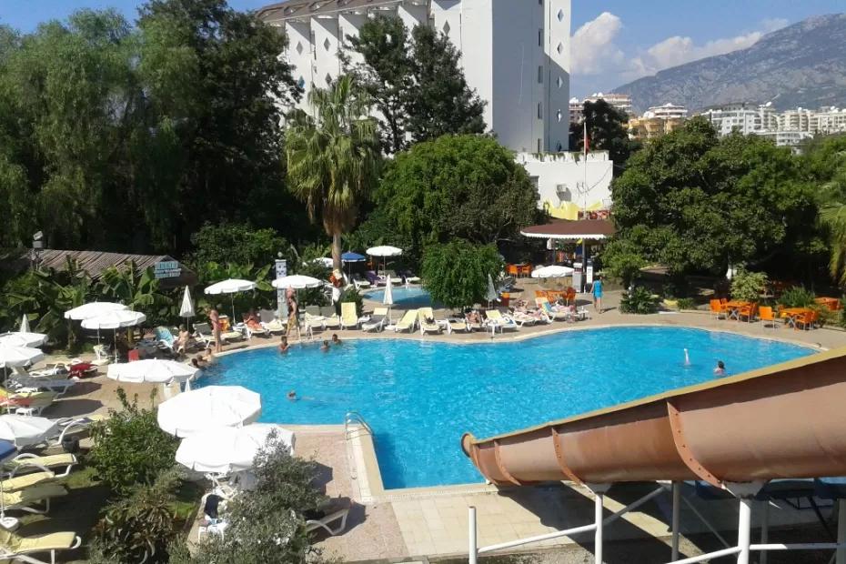 Впервые за 8 лет. Россиянам придется пересмотреть свои планы на майские каникулы