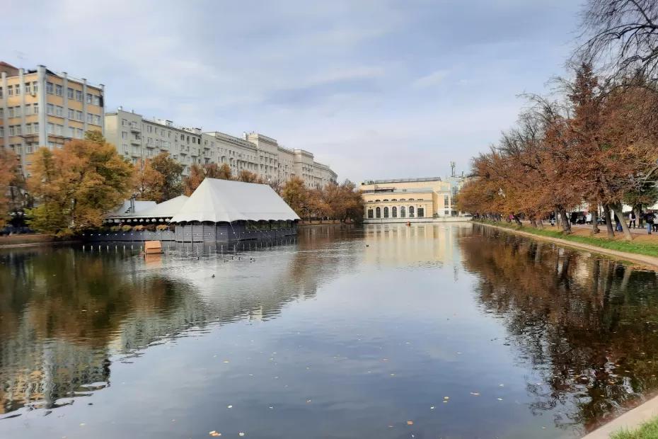 Народные приметы на 2 ноября: что поставить на стол для достатка на весь год и почему опасно смотреть на небо
