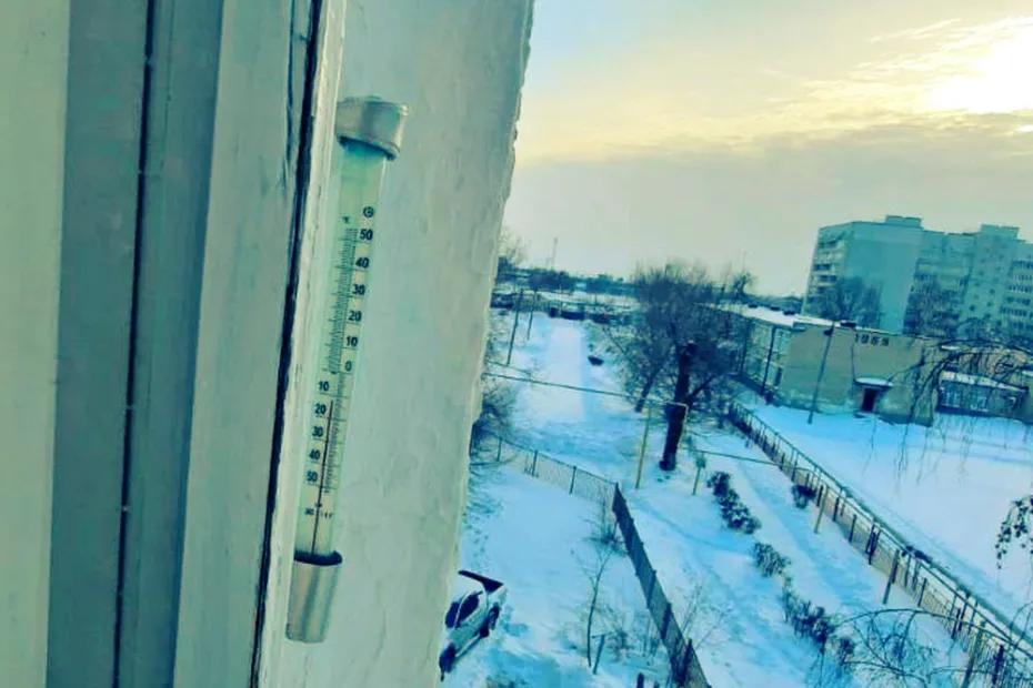 Курс на весну: столбики термометров начинают подниматься - скоро снимать шубы и доставать легкие куртки