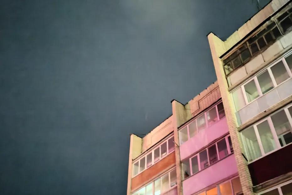 Атака 200 БПЛА на российский город, обнуление банковских карт, россиян массово вернут с удаленки: важное к этому часу