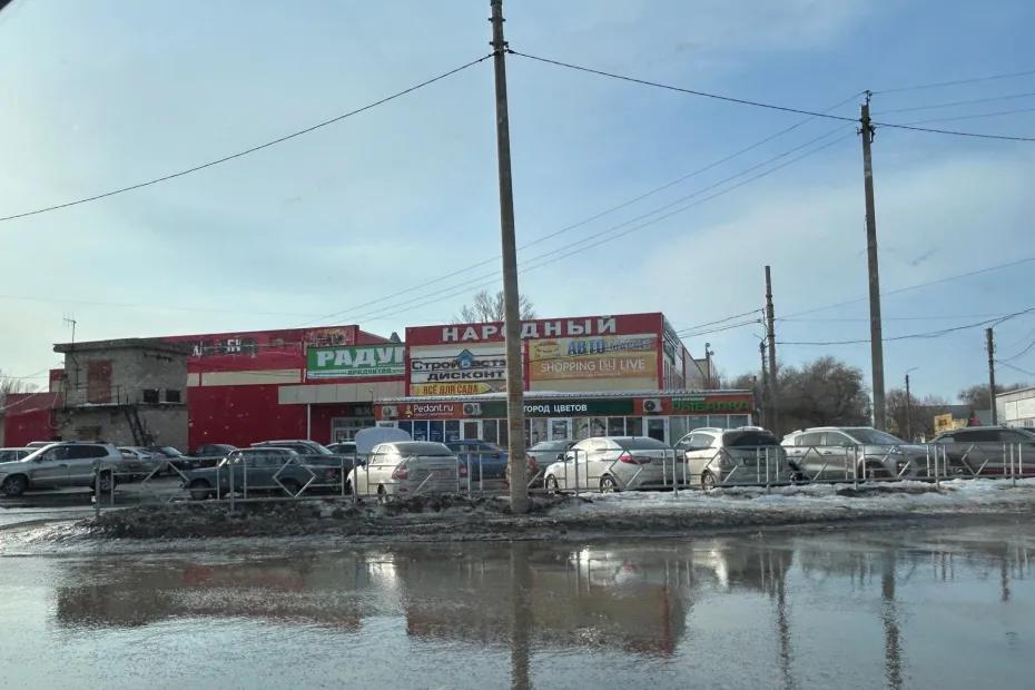 Около ТЦ в Сызрани обнаружили нечто странное: экстренные службы оцепили место происшествия