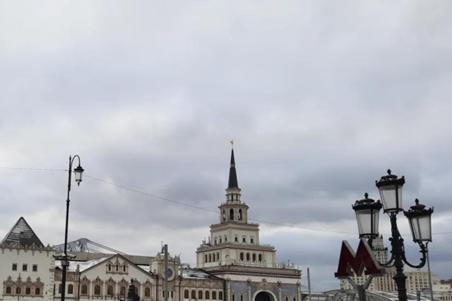 Число сбитых БПЛА на пути к Москве выросло до 26: аэропорты закрыты, есть пострадавшие