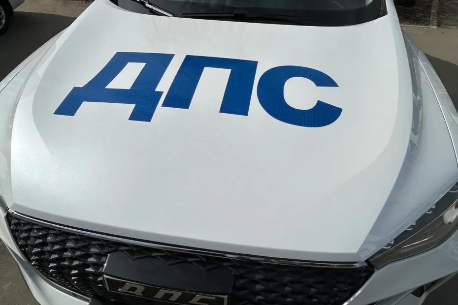 Под Сызранью женщина на Land Cruiser несколько раз ударила инспектора ДПС и пыталась его задавить - появились подробности