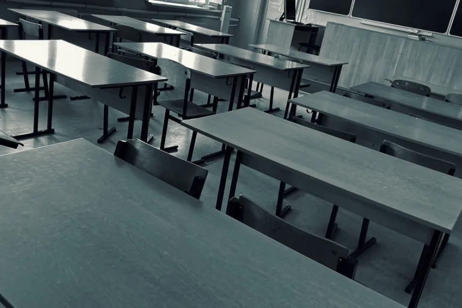 В школе, где случайно сломали руку шестикласснику, накажут преподавателей