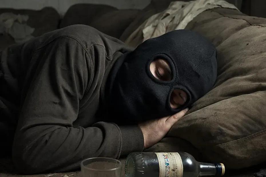 Вор еще раз вернулся в квартиру за добычей, но что-то пошло не так