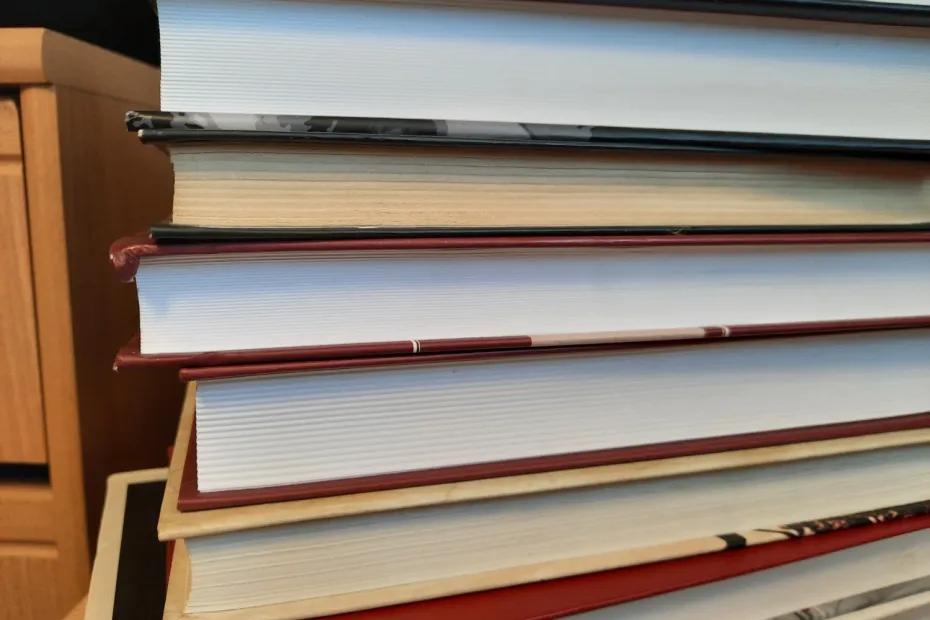 Охранникам запретили читать книги в сызранских библиотеках