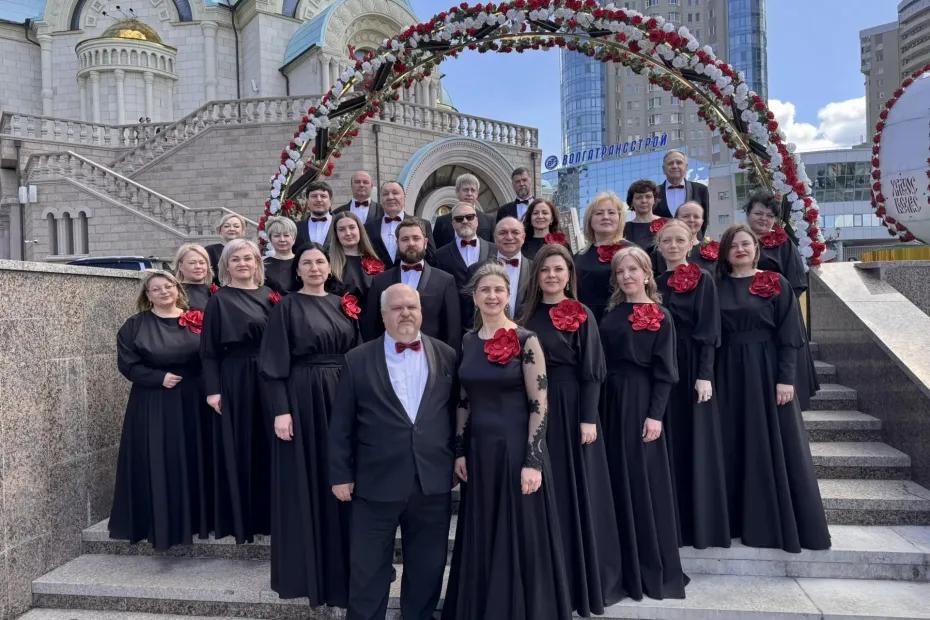 &laquo;Пасха над Волгой&raquo;: сызранское &laquo;Многолетие&raquo; блеснуло на масштабном фестивале, установившем новый рекорд