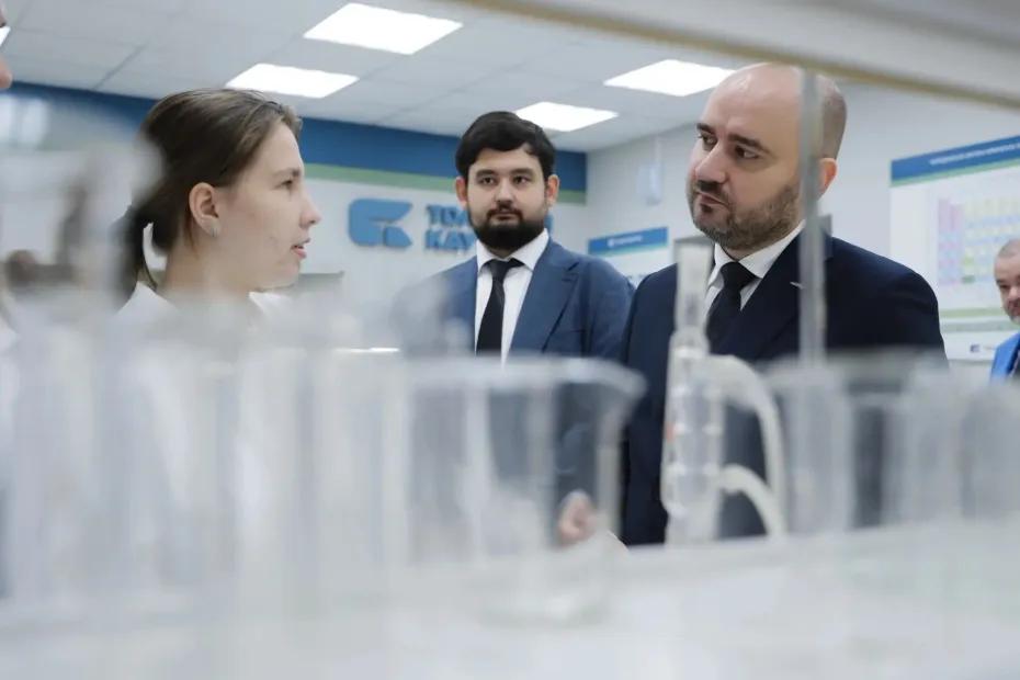Губернатор Самарской области 27 мая посетил &laquo;Тольяттикаучук&raquo; и Тольяттинский госуниверситет