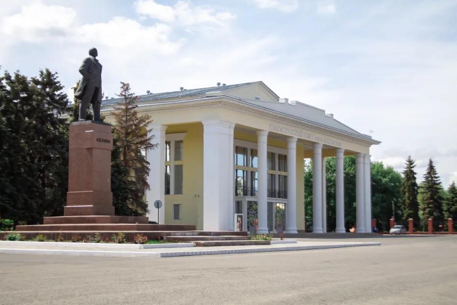 Репертуар и чистота: жителей Сызрани попросили анонимно ответить на вопросы о драматическом театре