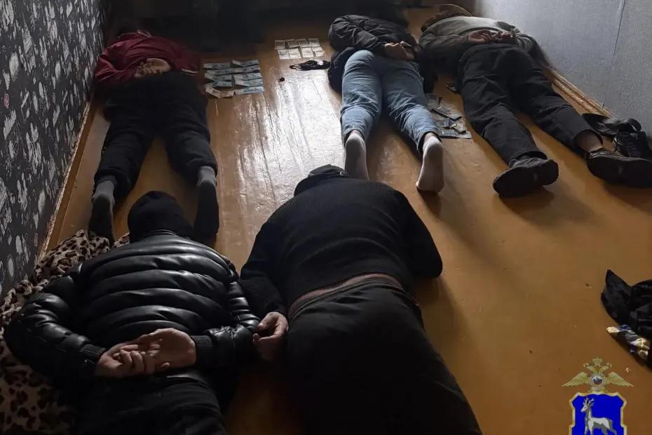 Ворвались в дом, жестоко избили, забрали деньги и драгоценности: задержана банда, напавшая на пенсионеров в Самарской области