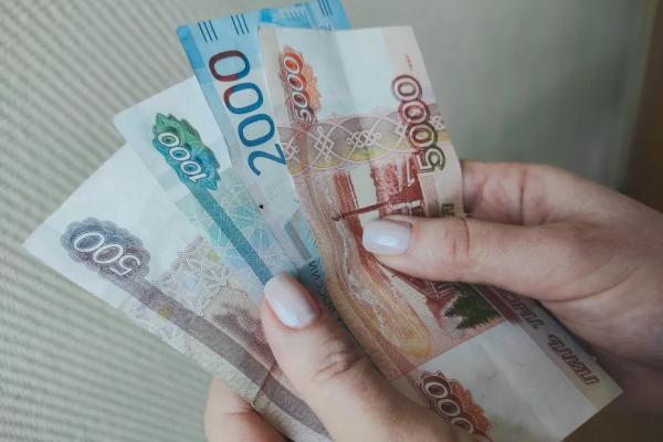 Соцфонд 3 апреля перечислит на карты МИР выплату в 10 тысяч рублей