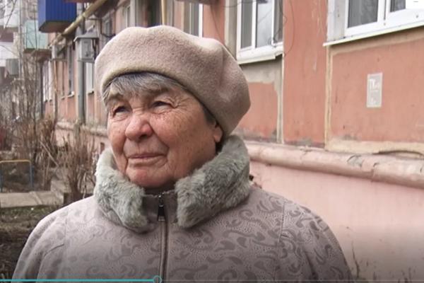 Жильцы год жили без горячей воды и платили деньги: а сейчас дом на улице Энергетиков ставят в пример