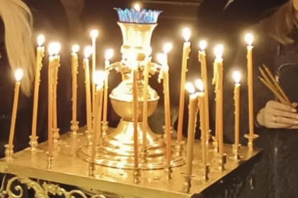 Болезни сгорят в свече, а если она случайно погасла - скоро умрешь: священник назвал главное чудо соборования