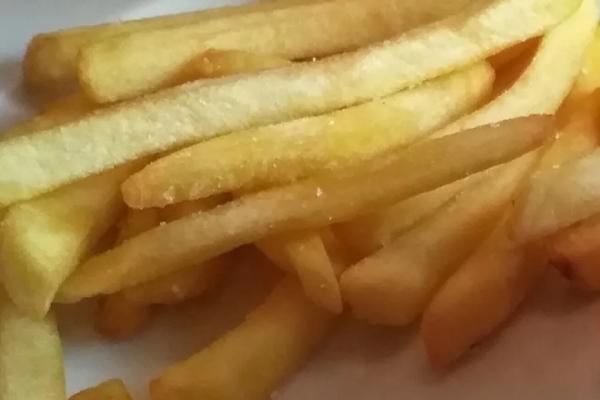 Эффект запретного плода: ученые доказали, что украденная картошка фри вкуснее
