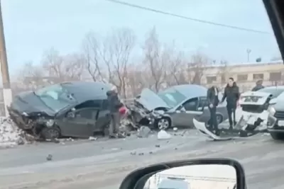 Есть пострадавший: подробности аварии на мосту в Сызрани, где разбились четыре машины
