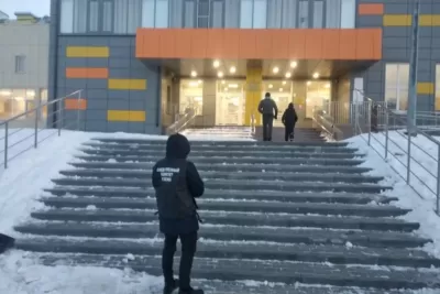 В Самарской области в школе обрушился потолок: следователи на месте