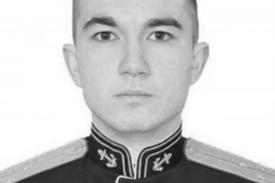 Был человеком слова: в Сызрани сегодня прощались с погибшим парнем - выпускником СВВАУЛа
