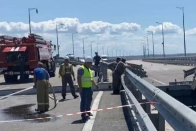СМИ: Крымский мост подорвали самодельной бомбой мощностью 10 тонн тротила