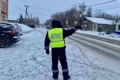 Сызранская злостная автоледи снова попалась пьяной и пыталась притвориться пассажиром - появились подробности