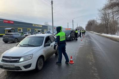 В Сызрани полицейские устроили водителям тотальную проверку