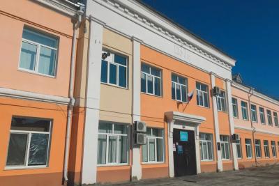 На каникулы раньше срока, запрет на развод для россиян, Палыч ушел, но дело его осталось: важное к этому часу