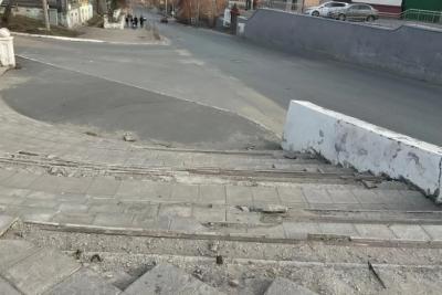 По дороге на Центральный можно сломать себе шею: коммунальщиков Сызрани ткнули носом