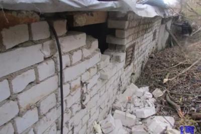 В Сызрани вор почти повторил фокус Копперфилда и сквозь стену прошел в гараж - последние новости