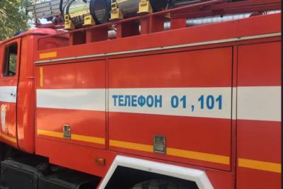 Огонь прошел двести квадратов: под Сызранью один за другим тушили пожары