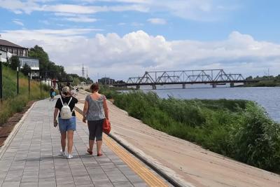 Из огромной дыры дунет на Землю, праздники растянут до неприличия, новые ограничения для собак и кошек: важное к этому часу