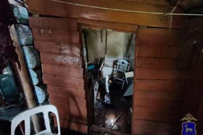 33 мигранта жили с городской женщиной в ее избушке под Сызранью