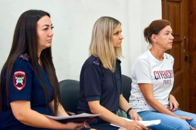 По следам нашумевшего ЧП на Волжской: на заседании в мэрии Сызрани решено наказать родителей