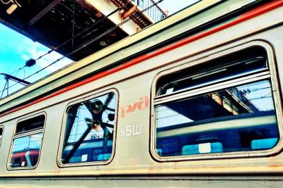 Подрыв на железной дороге, золотая осень и первый снег, телефоны с Android массово выходят из строя, РПЦ разрешила это-самое - важное к этому часу