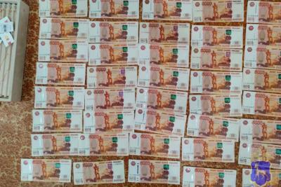 Налетчик вынес драгоценностей на миллионы рублей: дерзкое ограбление ювелирного магазина в Сызрани