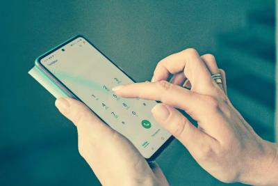 Абонентов предупредили о резком повышении тарифов на звонки и интернет