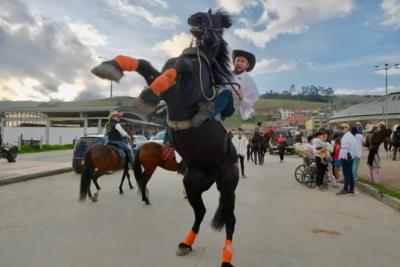 Человек из Саратовской области стал мэром в Колумбии и намерен баллотироваться в губернаторы