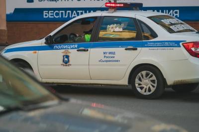 Напился пива и ехал криво: пьяный житель Сызрани катал на мопеде подростка и приехал к ДПС