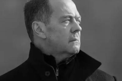 &laquo;Когда летит 100 штук, сбить их сложно&raquo;: Дмитрий Медведев заявил о реальной угрозе