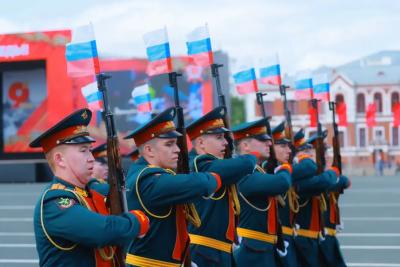 Как прошел парад Победы в Самаре - смотрим фото