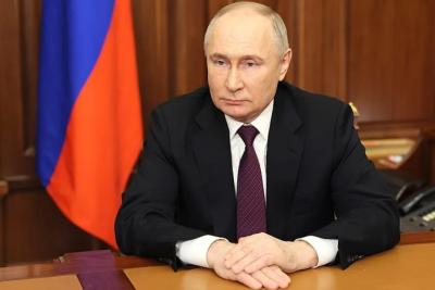 Путин разрешил применять армию для защиты россиян за рубежом